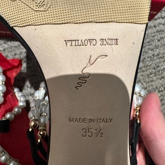 RENE CAOVILLA
Eliza 40 Leather Pearl Thong Heeled Sandals - Picture 4 of 6